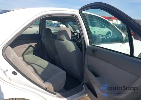 2002 Toyota Camry Le from USA, damaged, VIN 4T1BE32K22U063358